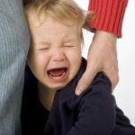 Accompagner le trauma chez l'enfant pour un attachement sécure